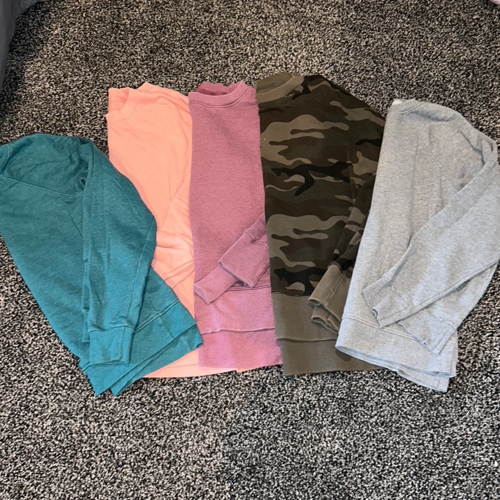5 long sleeve tops!